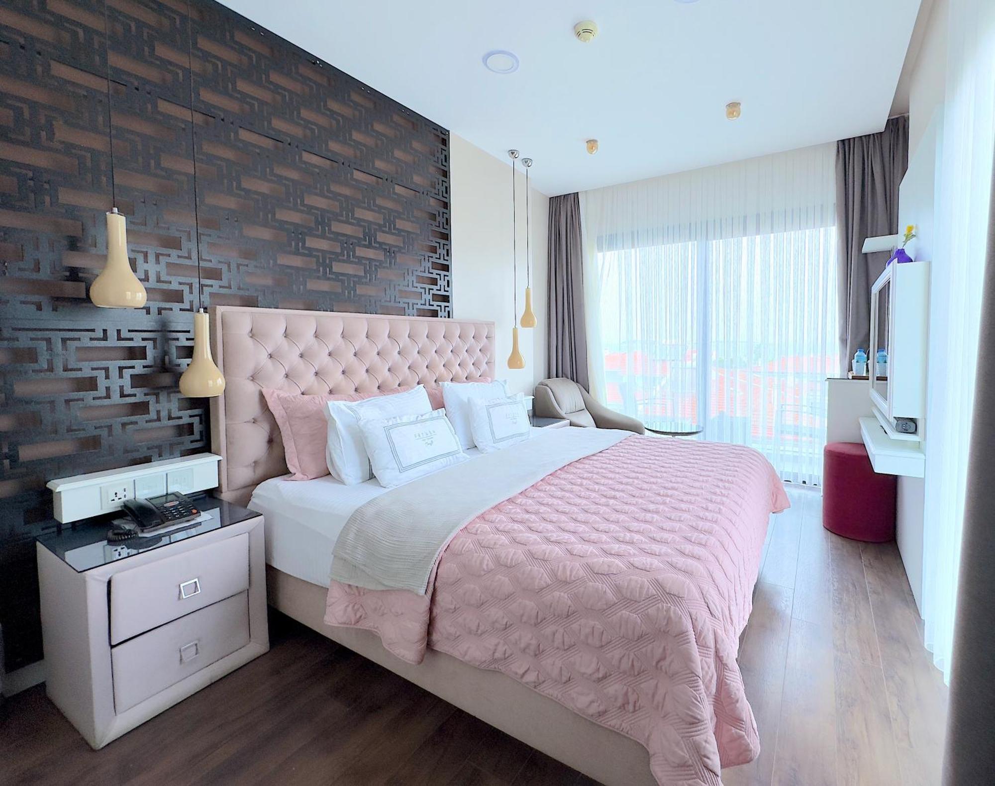 Ferush Boutique Hotel 乌尔拉 外观 照片