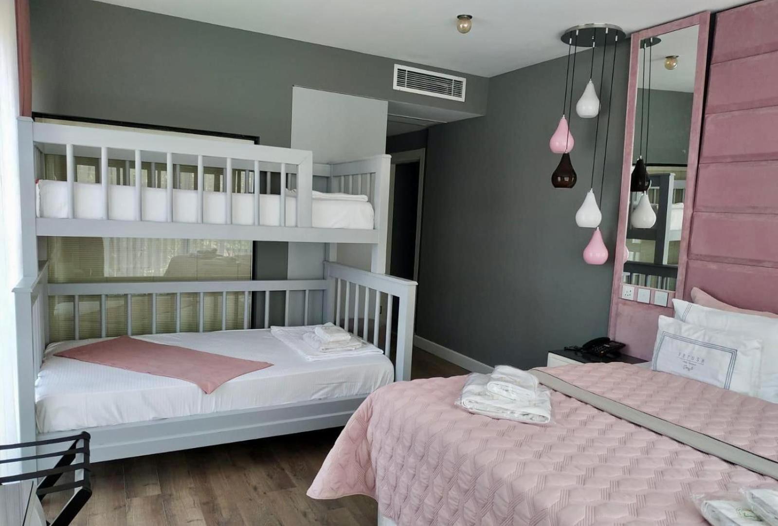 Ferush Boutique Hotel 乌尔拉 外观 照片